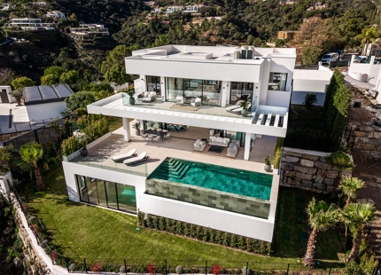 VILLA CONTEMPORÁNEA DE LUJO CON VISTAS PANORÁMICAS AL MAR EN EL MADROÑAL