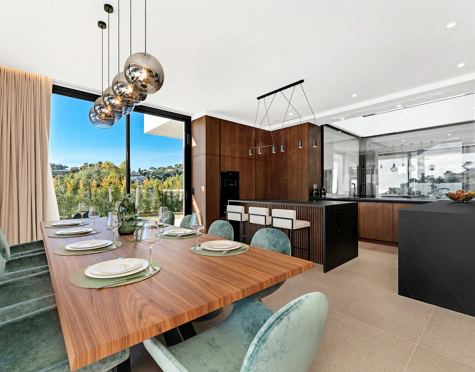 Villa for sale in El Madroñal, Benahavis