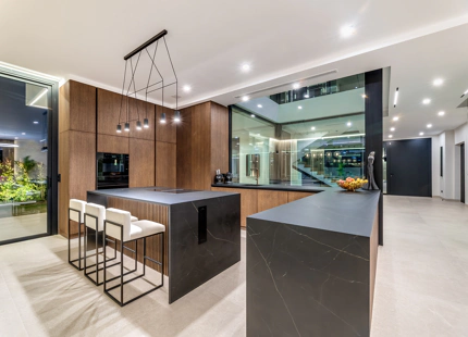 VILLA CONTEMPORÁNEA DE LUJO CON VISTAS PANORÁMICAS AL MAR EN EL MADROÑAL