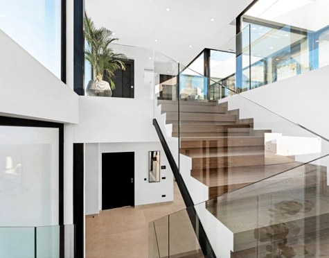 Villa for sale in El Madroñal, Benahavis