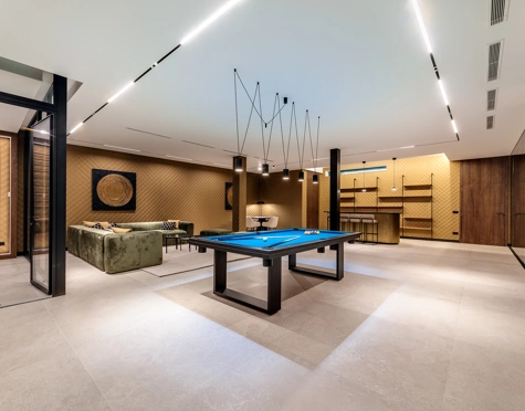 Villa for sale in El Madroñal, Benahavis