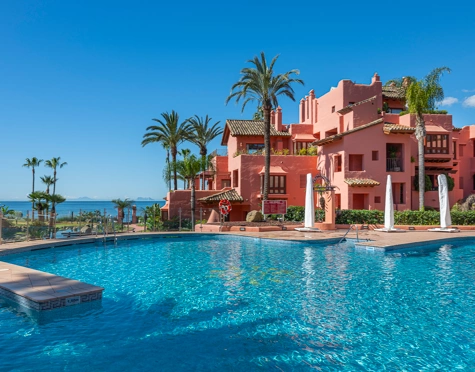 Apartment for sale in New Golden Mile, Estepona East
