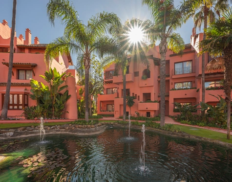 Apartamento en venta en New Golden Mile, Estepona East