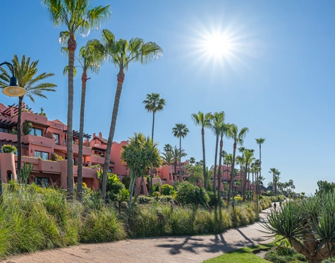 Apartamento en venta en New Golden Mile, Estepona East