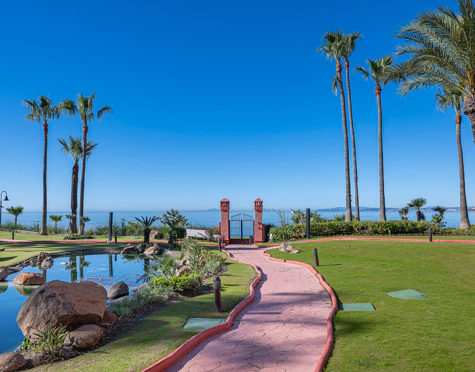 Apartamento en venta en New Golden Mile, Estepona East