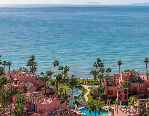 Apartment for sale in New Golden Mile, Estepona East