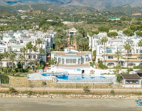 Ático en venta en New Golden Mile, Estepona East