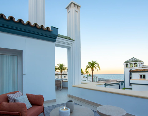 Penthouse for sale in New Golden Mile, Estepona East