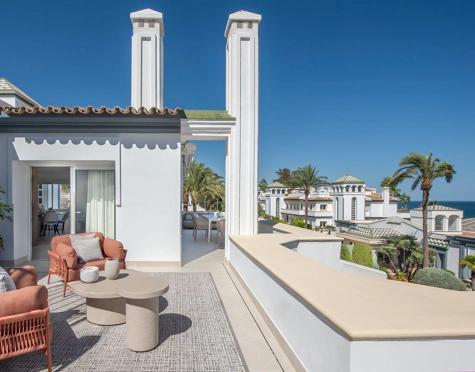 Penthouse for sale in New Golden Mile, Estepona East