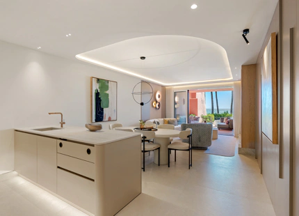 GROUND FLOOR APARTMENT WITH PRIVATE TERRACE IN ESTEPONA