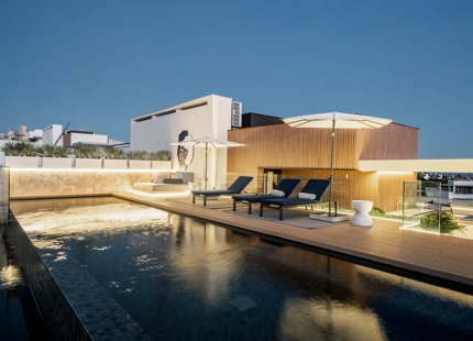 APARTAMENTO DE LUJO DE 3 DORMITORIOS CON PISCINA PRIVADA EN MARBELLA