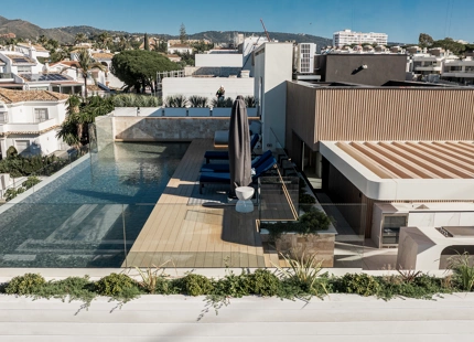 APARTAMENTO DE LUJO DE 3 DORMITORIOS CON PISCINA PRIVADA EN MARBELLA