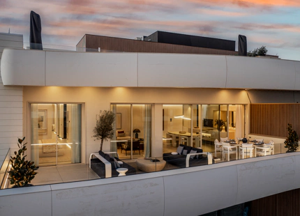 APARTAMENTO DE LUJO DE 3 DORMITORIOS CON PISCINA PRIVADA EN MARBELLA