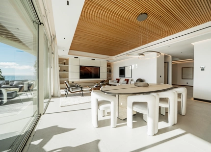 APARTAMENTO DE LUJO DE 3 DORMITORIOS CON PISCINA PRIVADA EN MARBELLA