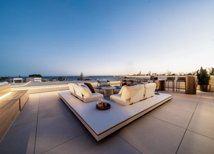APARTAMENTO DE LUJO DE 3 DORMITORIOS CON PISCINA PRIVADA EN MARBELLA