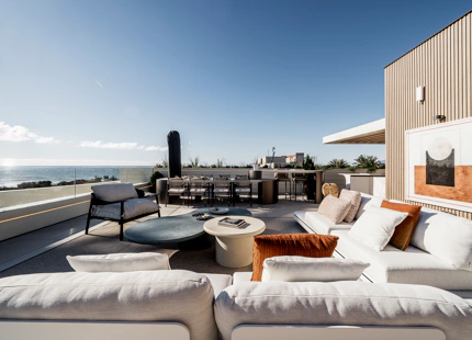 APARTAMENTO DE LUJO DE 3 DORMITORIOS CON PISCINA PRIVADA EN MARBELLA