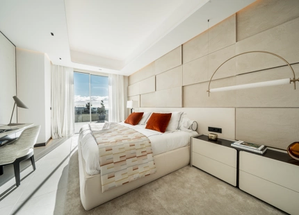 APARTAMENTO DE LUJO DE 3 DORMITORIOS CON PISCINA PRIVADA EN MARBELLA