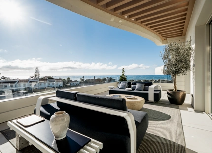 APARTAMENTO DE LUJO DE 3 DORMITORIOS CON PISCINA PRIVADA EN MARBELLA