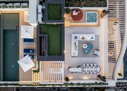 APARTAMENTO DE LUJO DE 3 DORMITORIOS CON PISCINA PRIVADA EN MARBELLA