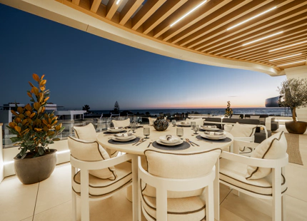 APARTAMENTO DE LUJO DE 3 DORMITORIOS CON PISCINA PRIVADA EN MARBELLA
