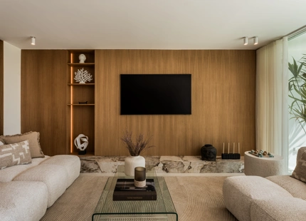 CHARMING APARTMENT WITH ELEGANT INTERIORS IN NUEVA ANDALUCÍA