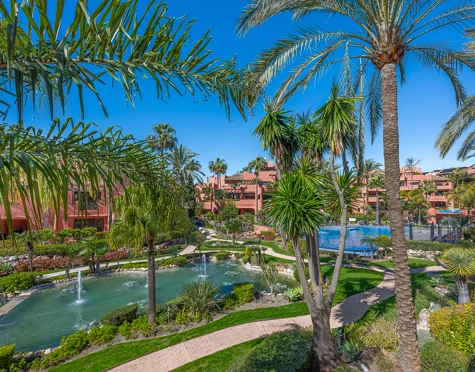Duplex Penthouse for sale in Estepona East