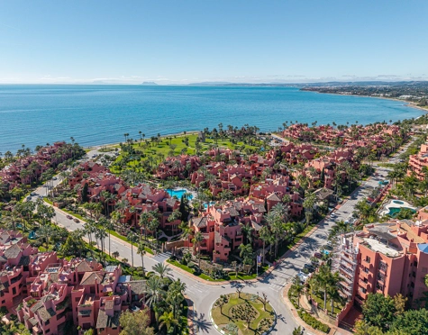 Duplex Penthouse for sale in Estepona East