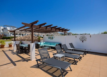 LUXURY PENTHOUSE WITH SEA AND GOLF VIEWS IN BENAHAVÍS