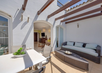 LUXURY PENTHOUSE WITH SEA AND GOLF VIEWS IN BENAHAVÍS