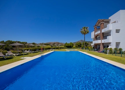 LUXURY PENTHOUSE WITH SEA AND GOLF VIEWS IN BENAHAVÍS