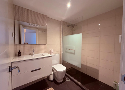 Modern 2-bedroom apartment in Puerto Banús, Marbella, ideal for holiday stays next to the port.