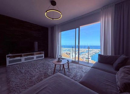 Modern 2-bedroom apartment in Puerto Banús, Marbella, ideal for holiday stays next to the port.
