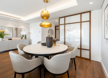 ELEGANT APARTMENT IN MARBELLA'S PRESTIGIOUS GOLDEN MILE