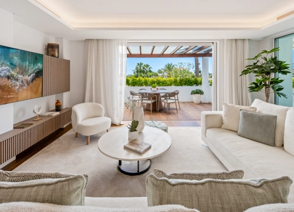 ELEGANT APARTMENT IN MARBELLA'S PRESTIGIOUS GOLDEN MILE
