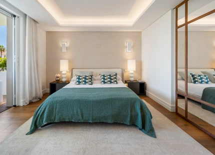 ELEGANT APARTMENT IN MARBELLA'S PRESTIGIOUS GOLDEN MILE