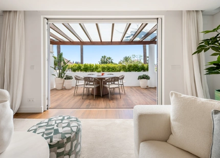 ELEGANT APARTMENT IN MARBELLA'S PRESTIGIOUS GOLDEN MILE