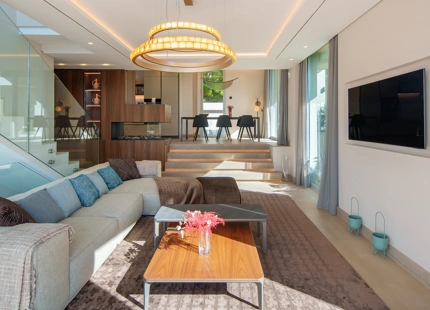 LUXURY CONTEMPORARY VILLA IN NUEVA ANDALUCÍA