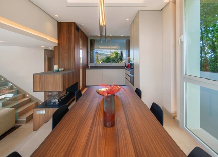 LUXURY CONTEMPORARY VILLA IN NUEVA ANDALUCÍA