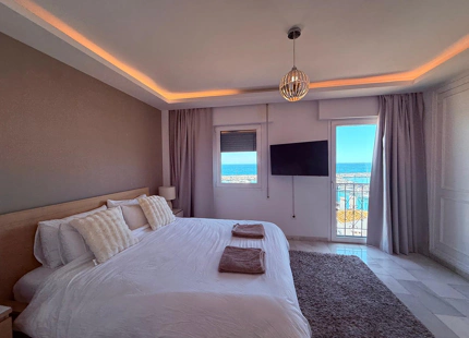 Modern 2-bedroom apartment in Puerto Banús, Marbella, ideal for holiday stays next to the port.