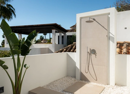 HIDDEN GEM - VILLA WITH 6 BEDROOMS IN NUEVA ANDALUCÍA