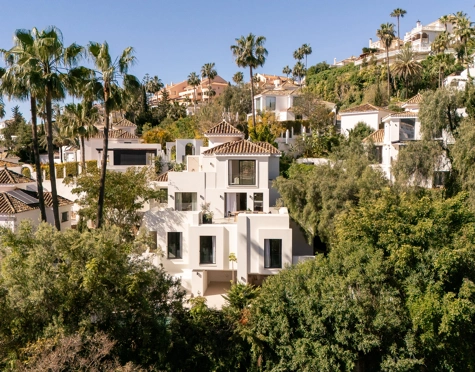 Villa en venta en Los Naranjos Hill Club, Nueva Andalucia
