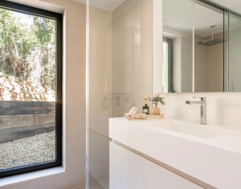 Villa en venta en Los Naranjos Hill Club, Nueva Andalucia
