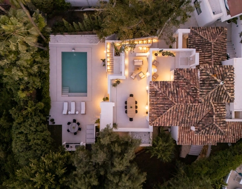 Villa en venta en Los Naranjos Hill Club, Nueva Andalucia