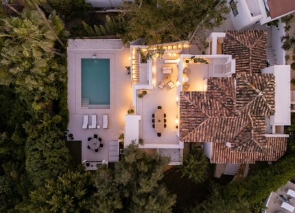 HIDDEN GEM - VILLA WITH 6 BEDROOMS IN NUEVA ANDALUCÍA