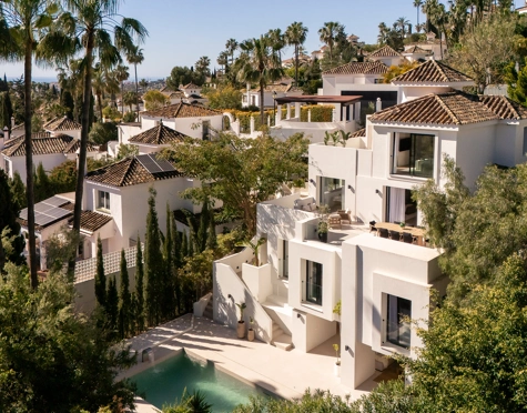 Villa en venta en Los Naranjos Hill Club, Nueva Andalucia