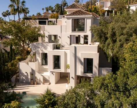 Villa en venta en Los Naranjos Hill Club, Nueva Andalucia