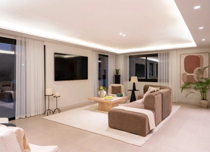 HIDDEN GEM - VILLA WITH 6 BEDROOMS IN NUEVA ANDALUCÍA