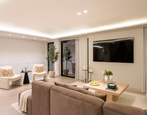 Villa en venta en Los Naranjos Hill Club, Nueva Andalucia