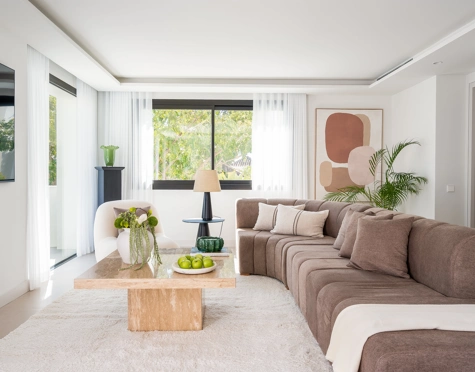 Villa en venta en Los Naranjos Hill Club, Nueva Andalucia