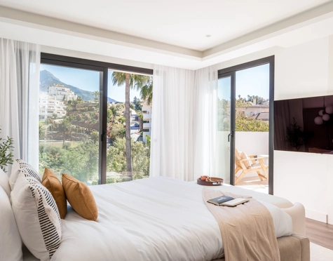 Villa en venta en Los Naranjos Hill Club, Nueva Andalucia